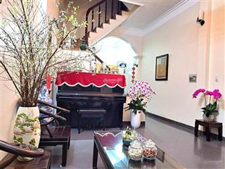 Chính chủ cần bán nhà mai anh tuấn phường ô chợ dừa đống đa hà nội 42m2x4t, cách hồ 30m, 14.4 tỷ