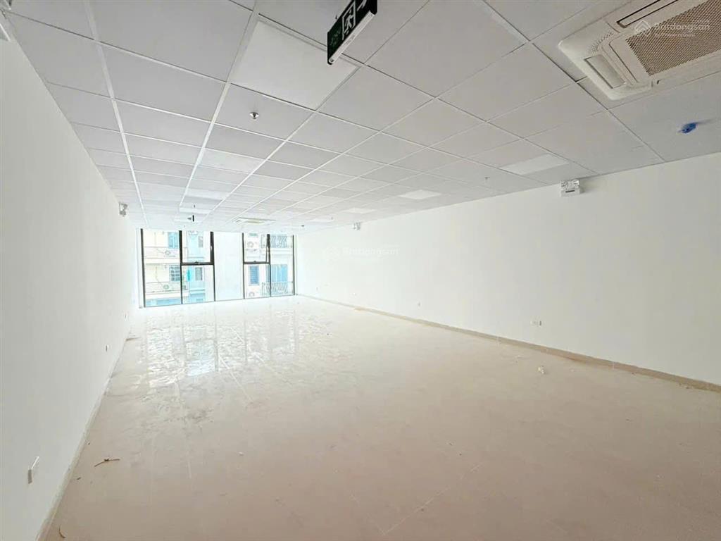 Chính chủ bán tòa văn phòng ngõ 647 lạc long quân  p. xuân la  tây hồ  hà nội 108m2x8.5t, 79 tỷ