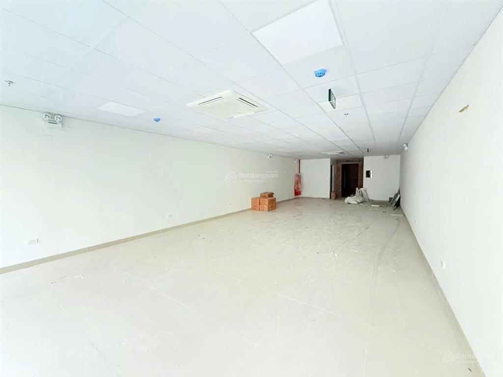 Chính chủ bán tòa văn phòng ngõ 647 lạc long quân  p. xuân la  tây hồ  hà nội 108m2x8.5t, 79 tỷ
