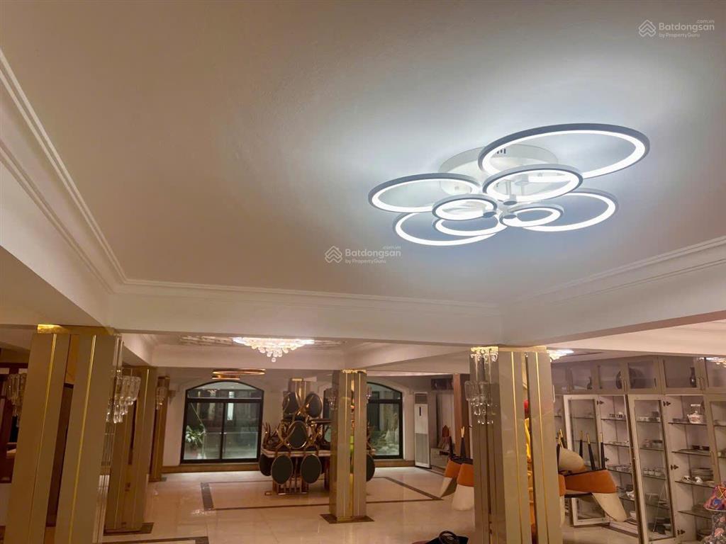 Chính chủ cần bán nhà mặt đê quai phường nhật tân  tây hồ  hà nội 254m2x3t, mt 12m, giá 60 tỷ