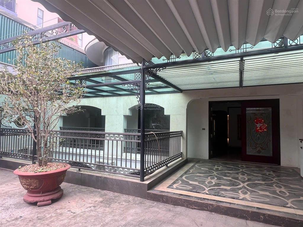 Chính chủ cần bán nhà mặt đê quai phường nhật tân  tây hồ  hà nội 254m2x3t, mt 12m, giá 60 tỷ