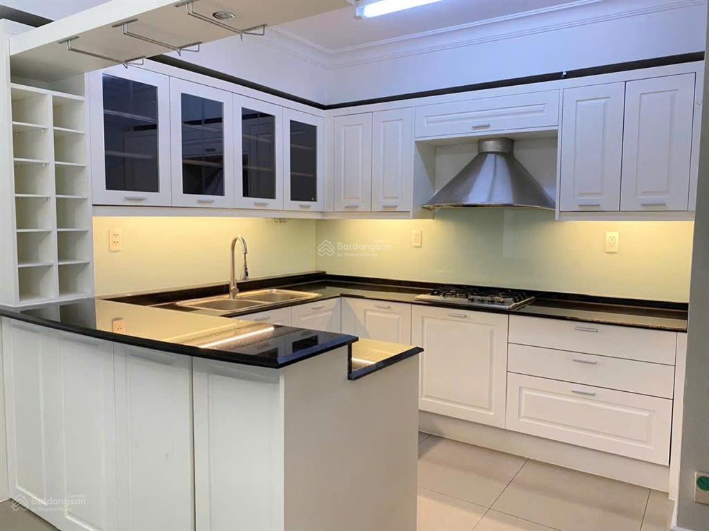 Bán ch cantavil q2 (150m2, 3pn, giá 10,7 tỷ) sh, tttm sát bên, view thoáng mát, căn góc 3 ban công