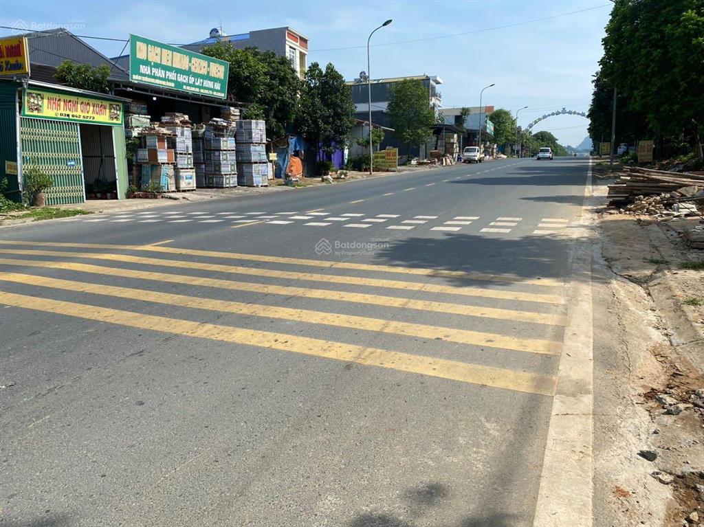 Bán nhà mặt phố cao phong 157,5m2 trung tâm hành chính huyện  ngang 9m x 17,5m