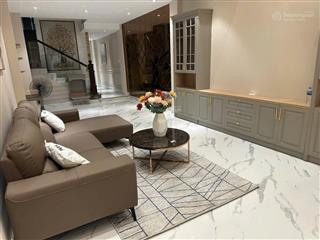 Bán nhà mặt tiền đinh công tráng quận 1  7 tầng thang máy  4m x 25m  gần nhà thờ và chợ tân định