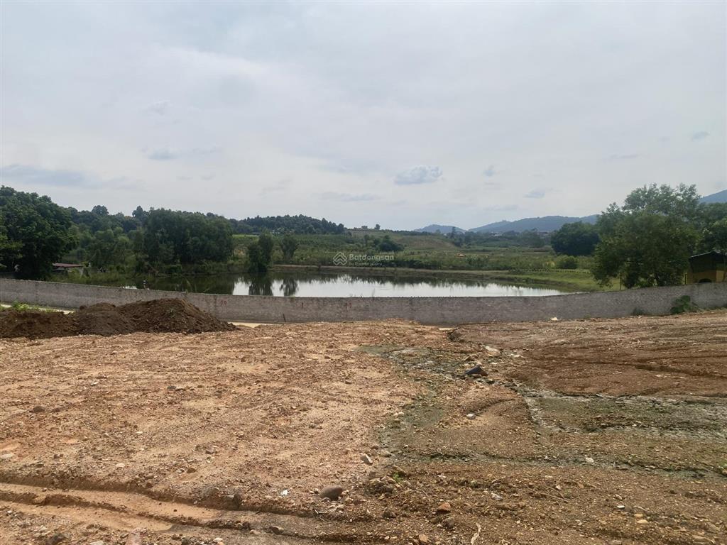 Bán đất view hồ, sát dự án sân golf tại hồ suối hai. dt 339m2 loanh quanh 2 tỷ. 0963 699 ***