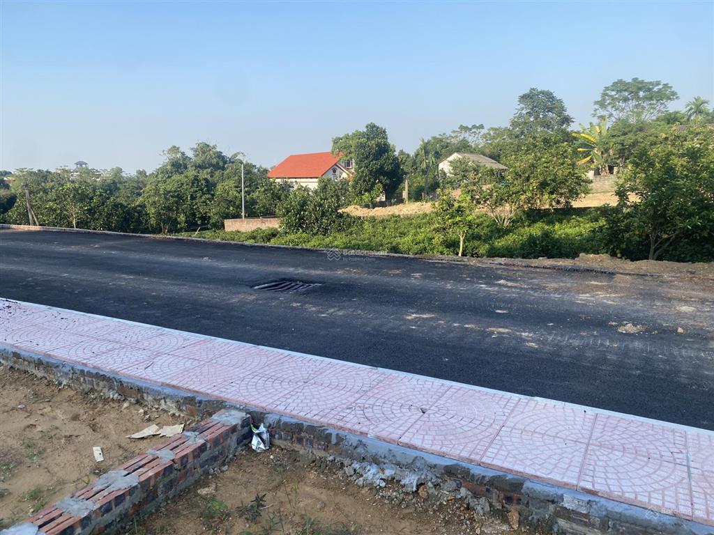 Bán đất sát hồ cẩm an  cẩm lĩnh, ba vì, hà nội. 100m2 full thổ cư, giá 790tr