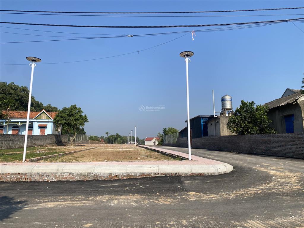 Bán đất sát hồ cẩm an  cẩm lĩnh, ba vì, hà nội. 100m2 full thổ cư, giá 790tr