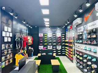 Biên Hoà ! Mình cần sang shop thể thao NEYMARSPORT, tel : 0902970907  ( chính chủ )