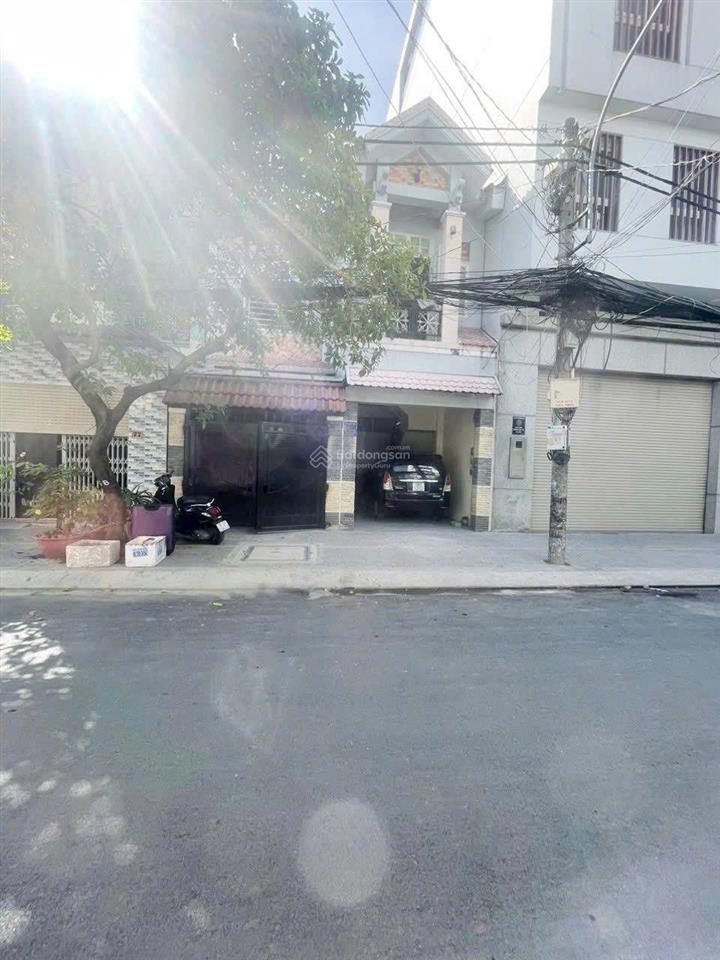 Cho thuê biệt thự mặt tiền đường số quận 7