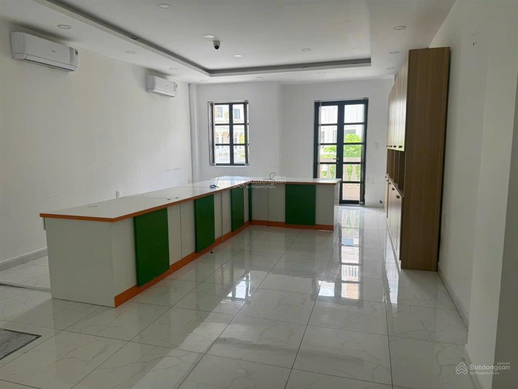 Cho thuê nhà nguyên vị trí đẹp, full máy lạnh tại cityland gò vấp chỉ 40tr/th