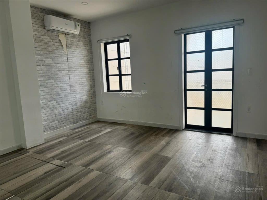 Cho thuê nhà nguyên vị trí đẹp, full máy lạnh tại cityland gò vấp chỉ 40tr/th