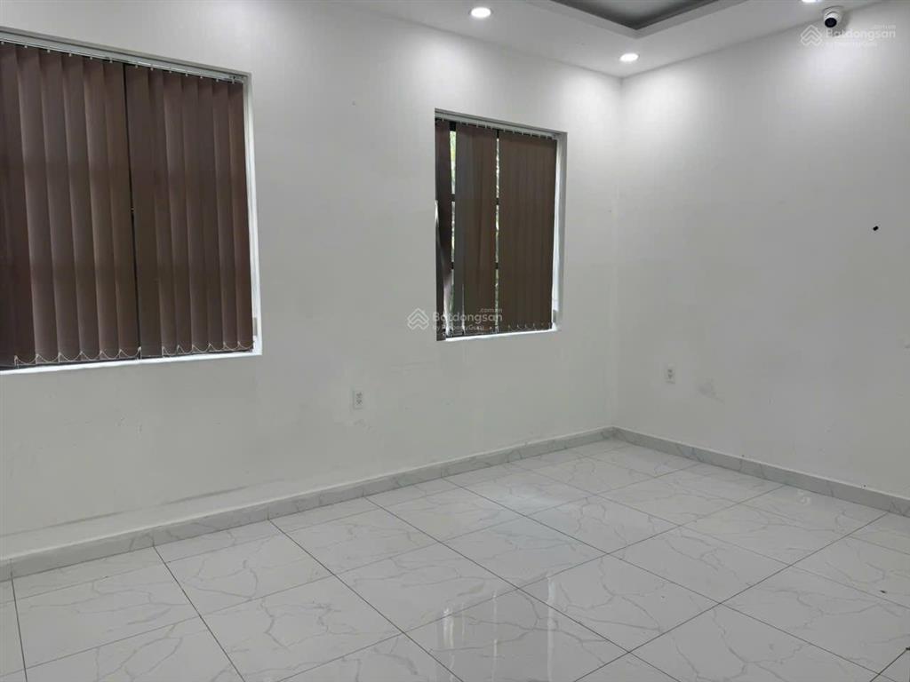 Cho thuê nhà nguyên vị trí đẹp, full máy lạnh tại cityland gò vấp chỉ 40tr/th