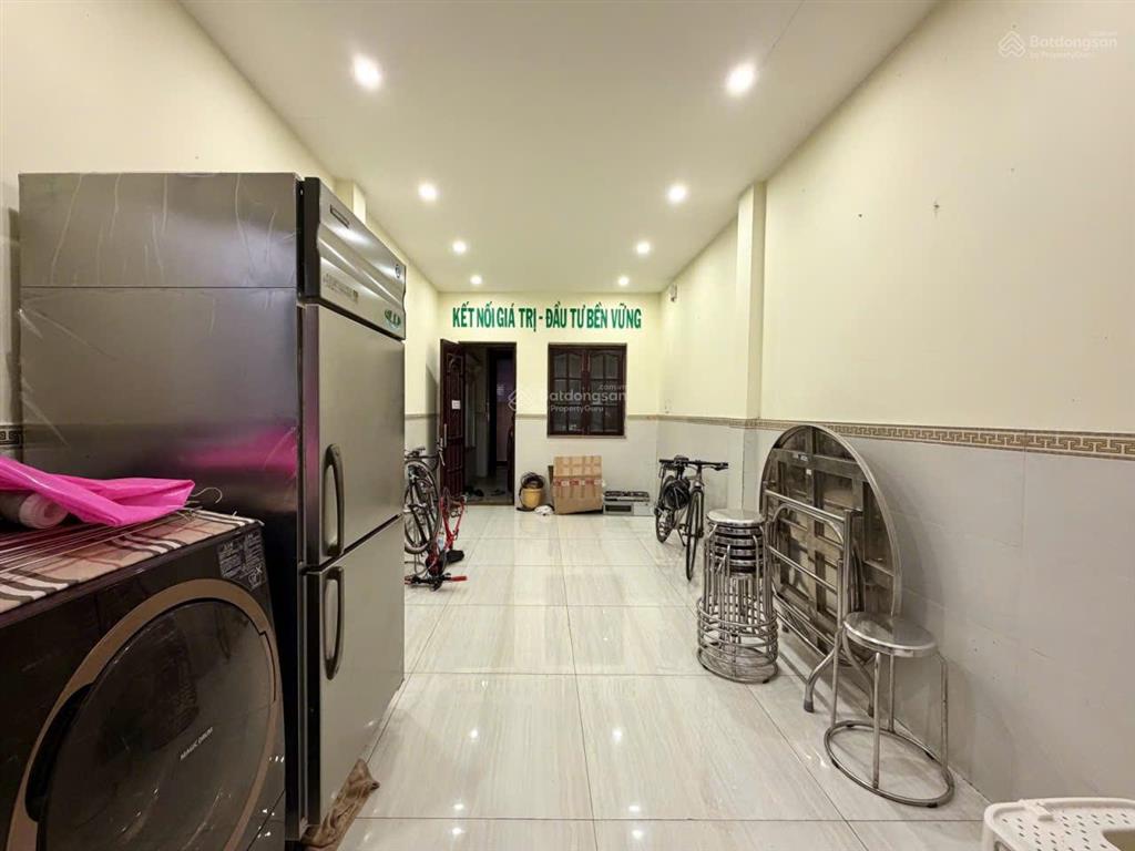 180m,ngang hiếm 9m ngay d2,nguyễn gia trí,bìnhthạnh.sau lưng hutech.34xt(tl).hẻm như mặt tiền,kdvip