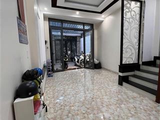 Nhà đẹp mặt tiền phú nhuậncầm bá thước ngay phan đăng lưu4tag7pn (4x17m).chỉ 14xtchủ gấp bán