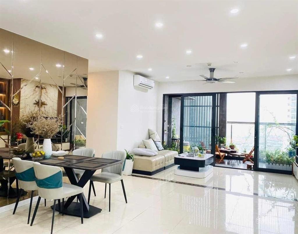 Chính chủ bán gấp căn 143m2 chung cư cao cấp hpc 105 hà đông 4pn 2vs, giá 10tỷ.  0336 927 ***