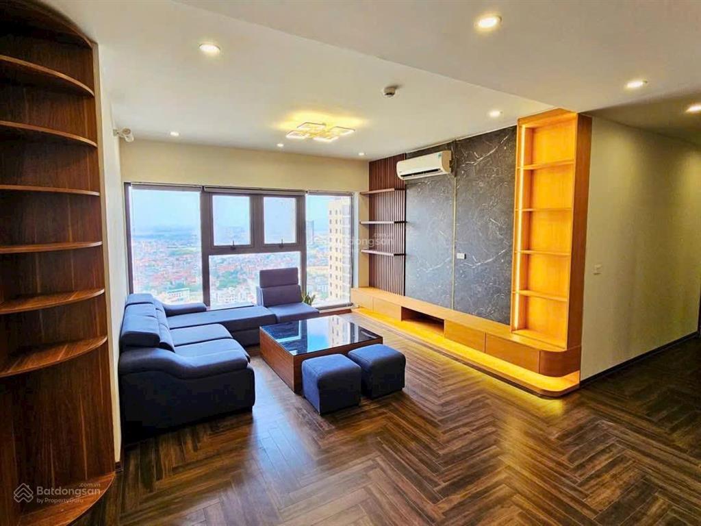 Gđ chuyển đổi cần bán gấp căn 135m2(4ng3vs) dự án hpc landmark 105 tố hữu, hà đông. 0336 927 ***