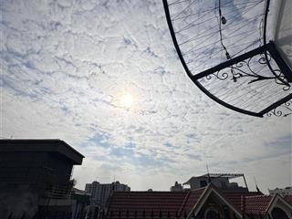 Chính chủ ! bán lô góc thiết kế đẹp 3 mặt ngõ ô tô vào nhà nguyễn văn cừ, long biên dt 45m2 mt13m