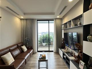 Cần tiền gấp! bán căn góc 3 ngủ solforest ecopark tầng cao full nội thất giá rẻ nhất thị trường