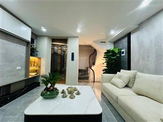 Hiếm nhất khu vực, 32m2 5 tầng thang máy, nhà mới đập hộp, giá nhỉnh 7 tỷ