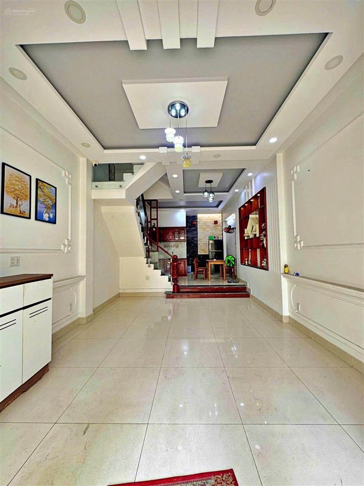 Bán căn nhà giá tốt nhất khu vực, sát bên cạnh vạn phúc