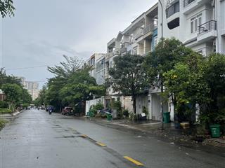 Hot hot! ccg căn nhà phố bùi tá hán có hầm cần bán trước tết