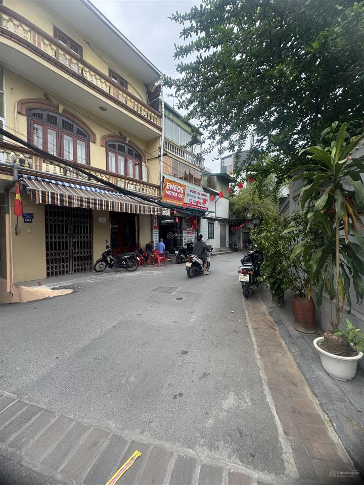 Bán nhà mặt ngõ ototrần quốc vượngcầu giấyngõ thôngkinh doanhgần trường đhview thoángxây chd