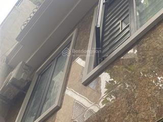 Bán nhà apartment tt đống đa, giảng võ, đê la thành láng hạ. nhà đẹp mới, thang máy, gần vinhome