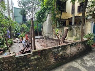 Bán đấttrung tâm ba đìnhphố ngọc hàđối diện lăng báccách phố 50mxây chdv kinh doanh tốt