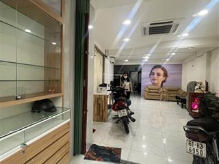 Cho thuê tầng trệt nhà mặt tiền trần bình trọng, q5