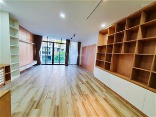 Cho thuê văn phòng làm việc mới đẹp tại kđt vạn phúc city