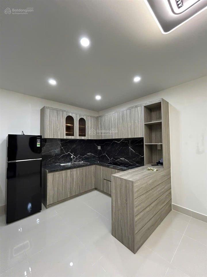 Bán nhà 2 tầng sổ hồng hoàn công giá chỉ 2tỷ9  hẻm thống nhất, nha trang