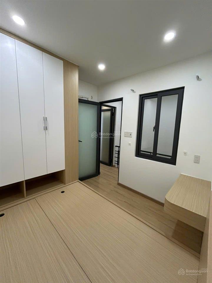 Bán nhà 2 tầng sổ hồng hoàn công giá chỉ 2tỷ9  hẻm thống nhất, nha trang