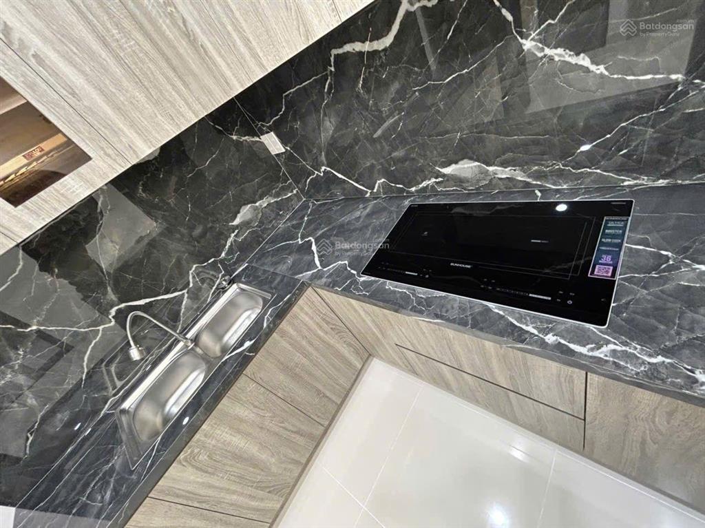 Bán nhà 2 tầng sổ hồng hoàn công giá chỉ 2tỷ9  hẻm thống nhất, nha trang