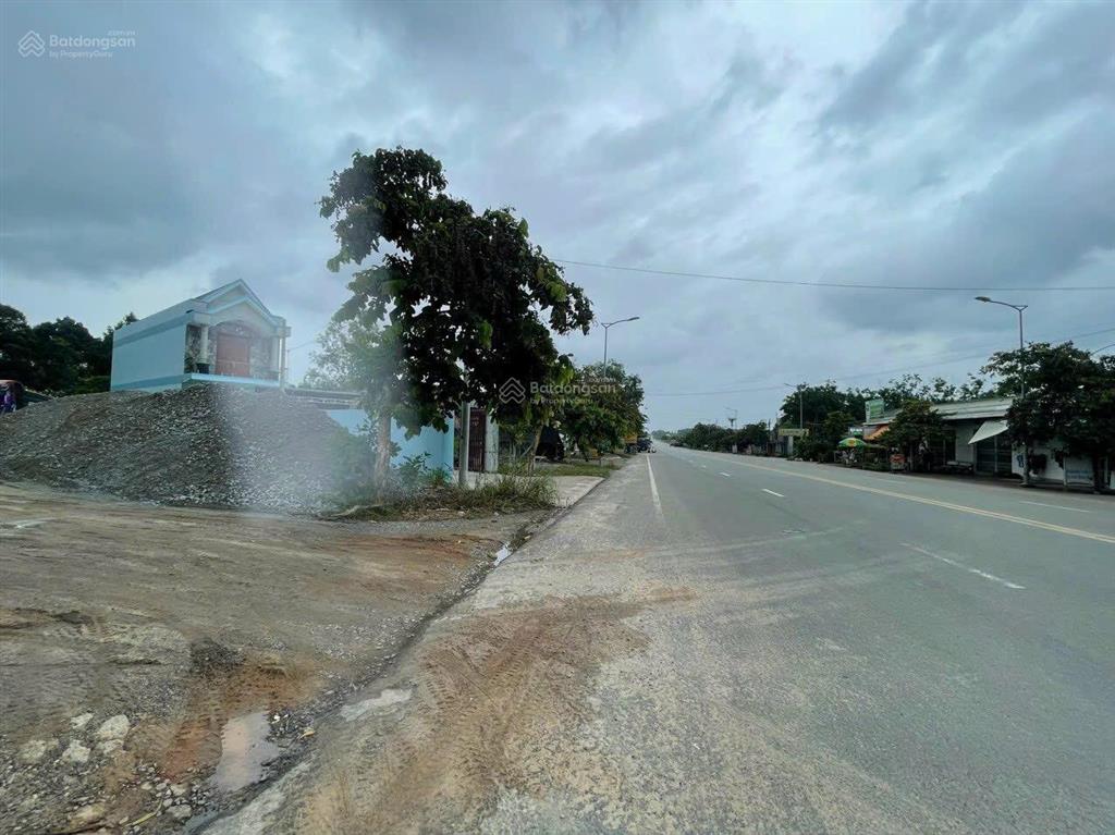 Chính chủ cần bán 300m2 đất mặt tiền đường vành đai 4 an điền bến cát bình dương (10x30m)