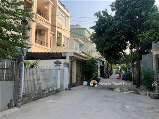 Nhà cấp 4 đường 8m trương thị hoa quận 12, hơn 162m2, ngang khủng 9m, gần siêu thị metro.