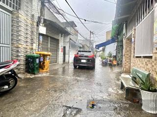 Nhà cấp 4 hẻm 6m thông 1/ đường phan văn hớn, tân thới nhất, q12  dt 83m2 (4.5x18), giáp tân bình.