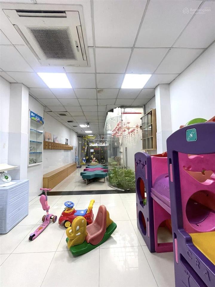 Mặt tiền vip kinh doanh 3 tầng đường tô ký, trung mỹ tây, diện tích 160m2 (4 x 41), sẵn dòng tiền.