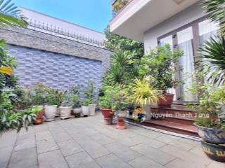Biệt thự 4 tầng mặt tiền đường trần văn mười, bà điểm, diện tích 360m2 (14 x 26), đường nhựa 20m.