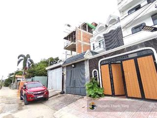 Bán chdv 5 tầng gần cao đẳng điện lực, đường hà huy giáp, diện tích 180m2 (5 x 33), có thang máy.
