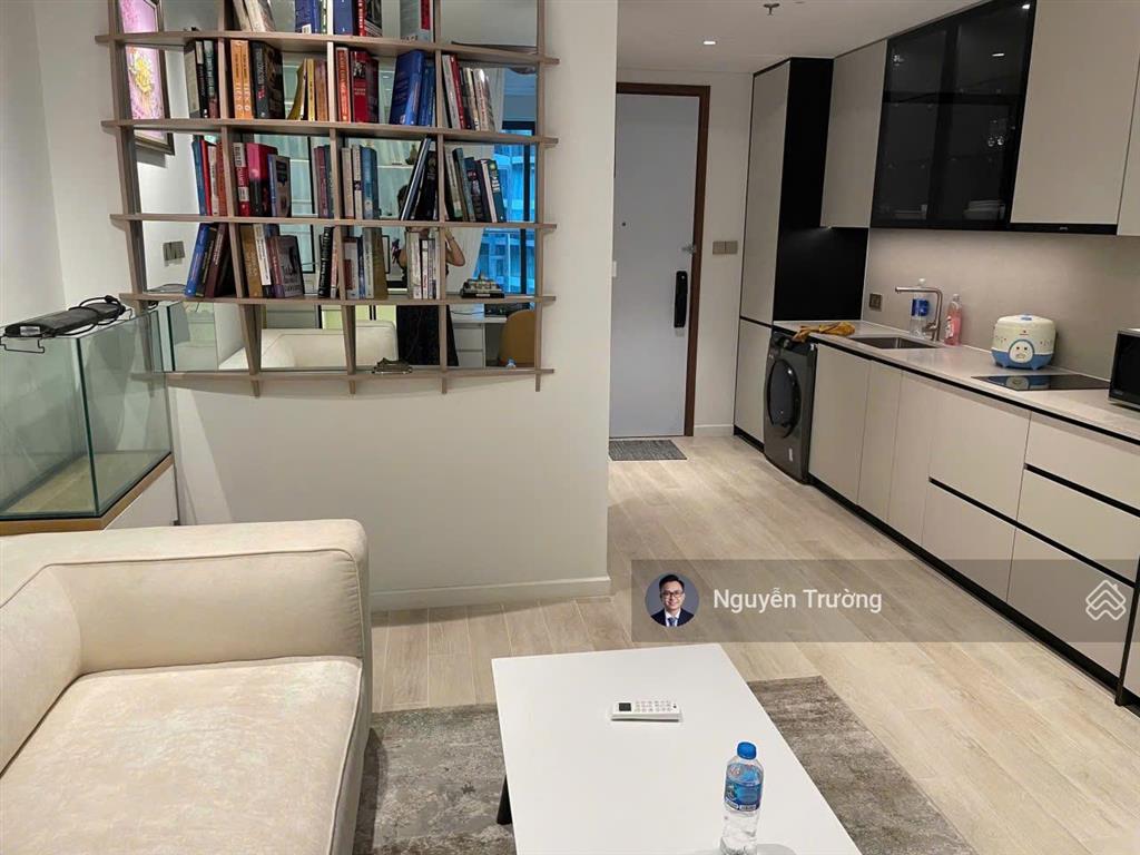 Bán nhanh căn studio crest lầu cao, view sông và cầu ba son siêu đẹp