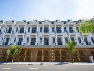 Duy nhất 1 căn độc quyền dự án royal town dĩ an  3 lầu  mặt tiền đường 21m  giá 4,8 tỷ.sổ riêng