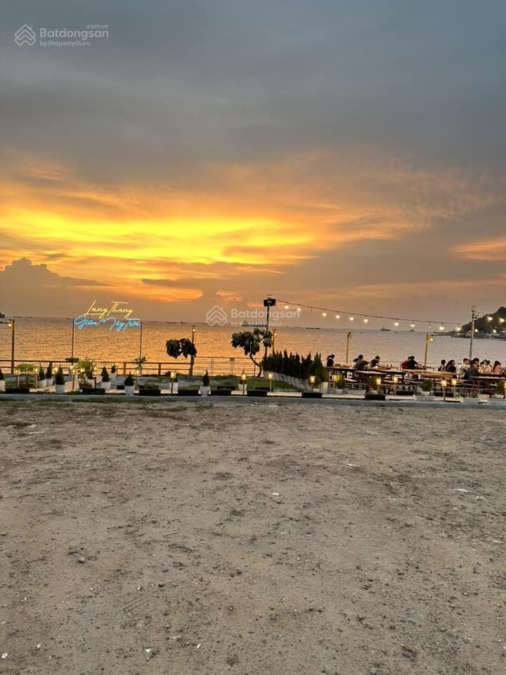 Bán đất mặt tiền biển đường trần phú, p5, vũng tàu. ngang mặt tiền biển dài 17.5m. chỉ 150tr/m2