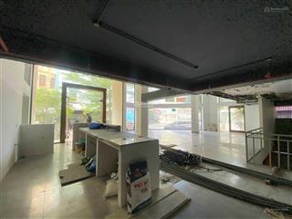 Bán nhà góc 2 mặt tiền đường khu đinh tiên hoàng. dt 840m2 (25x35m), 10 tầng tn 1,3 tỷ. giá 225 tỷ