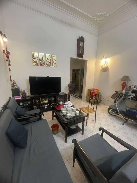 Bán Nhà Phố Ngọc Lâm 27 Tỷ 88m2, MT 5m Vỉa Hè, Kinh Doanh Dòng Tiền, Thông MP Hồng Tiến