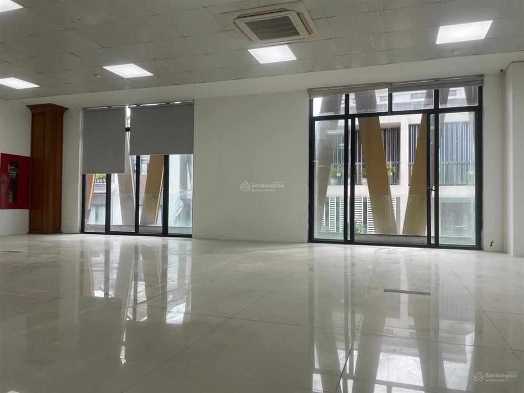 Tòa nhà eco city full tiện ích cần cho thuê mặt bằng