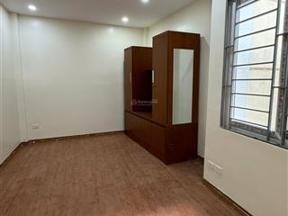 Chính chủ bán gấp nhà tô cách 15 m. tổ 2 đa sĩ, hà đông. 35m2 x5 tầng. giá 4.8tỷ