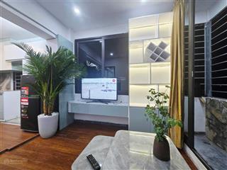Cho thuê căn hộ ccmn vào ở ngay tại ngọc hồi, thanh trì. 2 phòng ngủ, 2 wc, 1 khách + bếp. full đồ