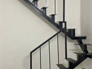 Bán Gấp nhà Đội Cấn, Ba Đình, 25m2, mặt tiền hơn 5m, Chỉ 4.7 tỷ