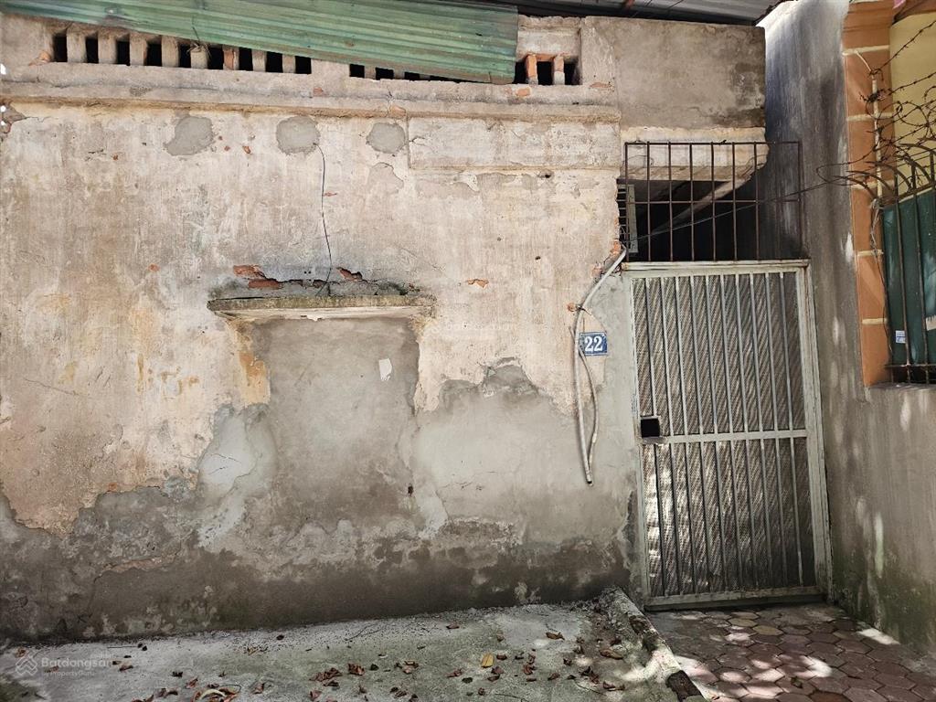 Bán đất láng hạ  ô tô vào nhà  122m2  mặt tiền 5,7m  nở hậu