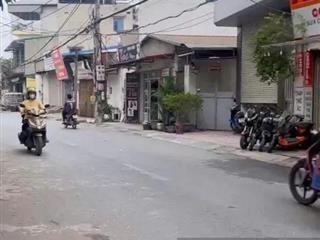 Hiếm, hà trì 4, kiến hưng, hà đông, dt 30m2, mt 4.5m, giá 3.97 tỷ, gần ô tô tránh, ở an sinh